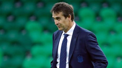 Real Madrid president Perez denies 'disloyalty' over Lopetegui ...