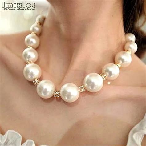 New Fashion Big White Simulated Large Pearl Beads Necklace Chain Statement Necklaces For Women ...