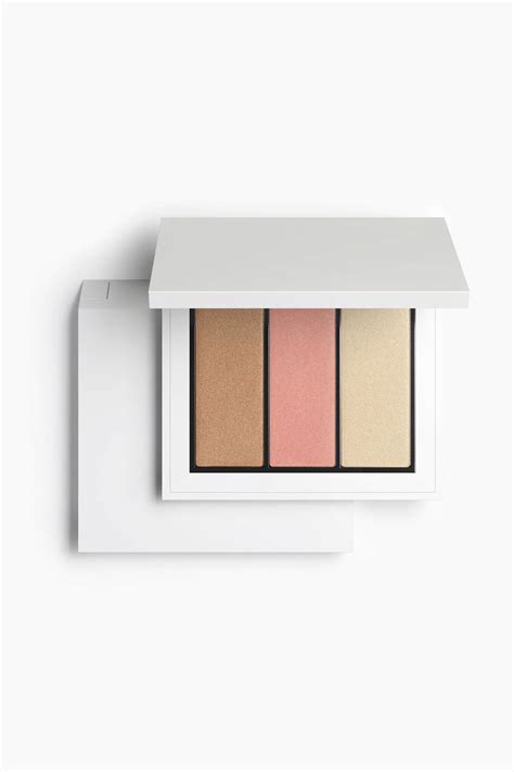 Reviewed: Zara's 26 Best Beauty Products | Who What Wear