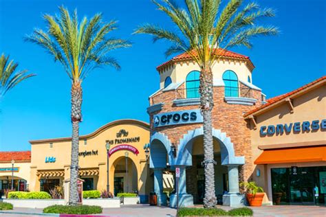 Camarillo Premium Outlets in Camarillo, California - Kid-friendly ...