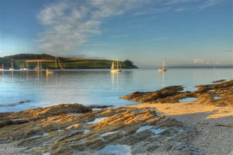 St. Mawes Beach - Photo "Sunrise over St Mawes bay" :: British Beaches