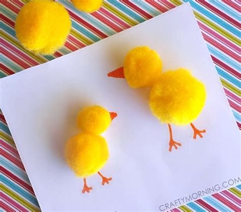 20 Pretty Pom Pom Crafts for Kids to Make and Play