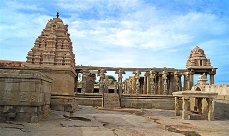 Veerabhadra Temple | Lepakshi Temple| AstroPedia