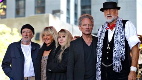 Fleetwood Mac members announce new album - without Stevie Nicks | Ents & Arts News | Sky News