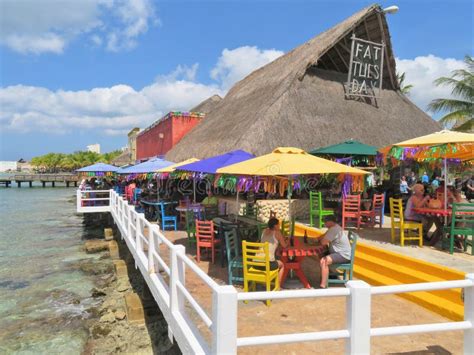 Cozumel, Mexico -J3/17/2018 - Outdoor Restaurant by the Cruise Port ...