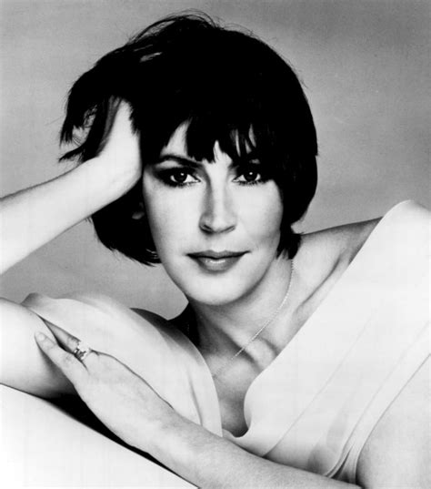 Helen Reddy - Family Guy Wiki