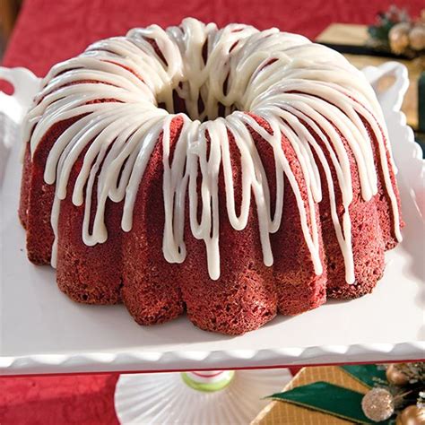 Red Velvet Pound Cake - Paula Deen magazine | Recipe | Cream cheese pound cake, Pound cake ...