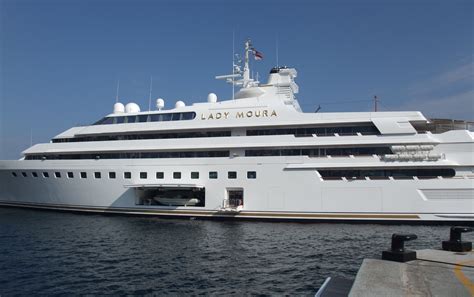 File:Yacht Lady Moura 11.jpg - Wikimedia Commons