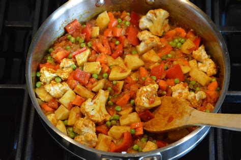 Mixed Vegetable Curry - Home Cooks Classroom