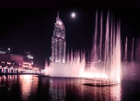 Dubai Fountain – TripHock