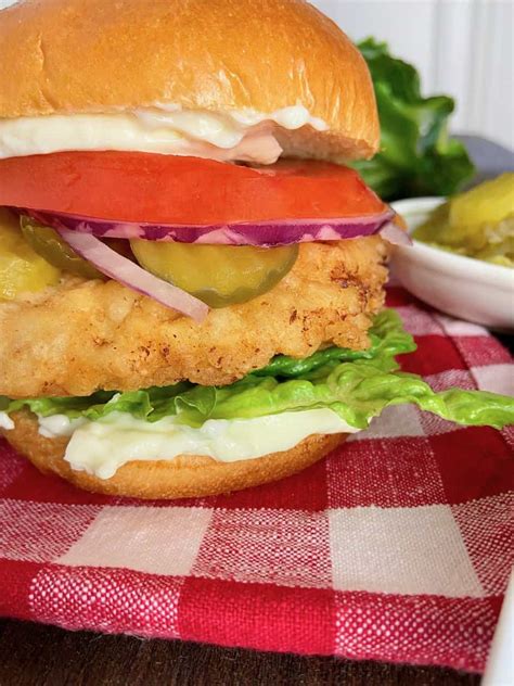 Southern Fried Chicken Sandwich - SmartyPantsKitchen