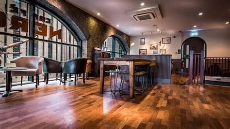 15 Best Study Cafes at London Bridge To Work (With WiFi)