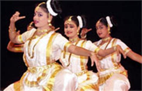 Mohiniattam - Indian Classical Dance , Mohiniattam Dance, Mohiniattam Dancers, Dance of India ...