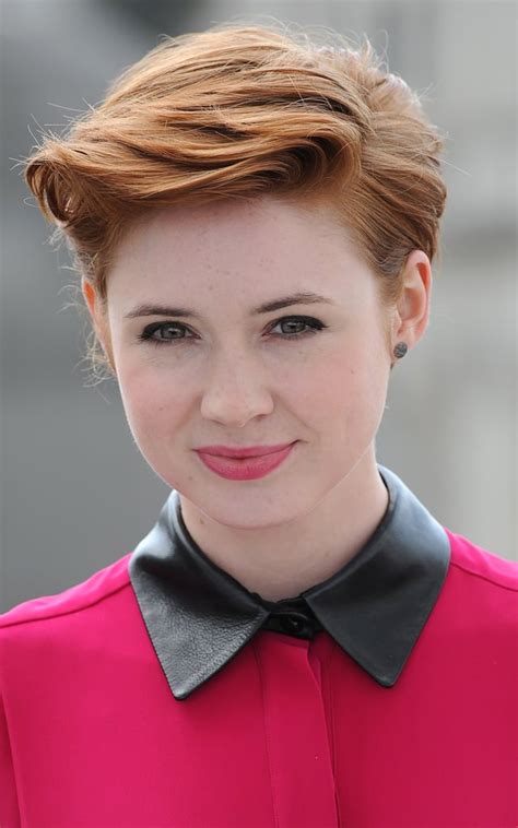 Which season is Karen Gillan? I think she's cool but her natural hair is red : r/coloranalysis