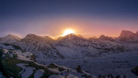 sunrise above mount everest [1920*1080] : wallpaper