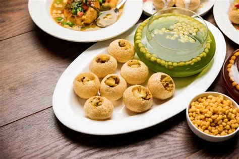 10 Best Places For Panipuri In Mumbai