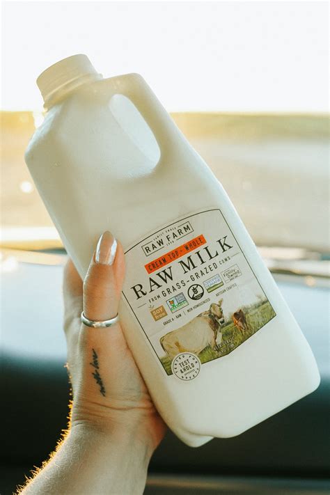 RAW MILK EXPLAINED + (5 HEALTH BENEFITS) — RAW FARM usa