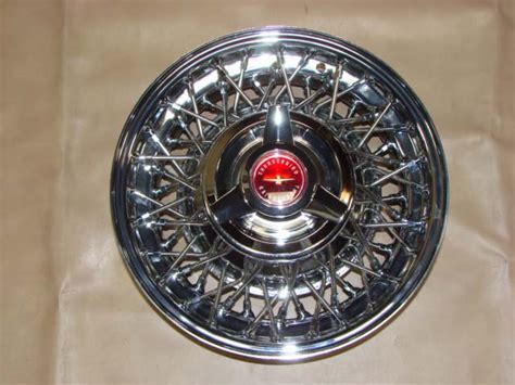 B 1015BRD Wire Wheel with Red Center 15 x 6 Inch Tube Type T 2.5 For 1964 Ford Thunderbird ...