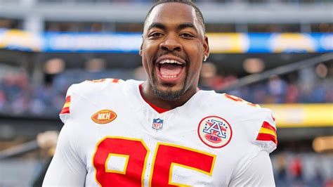 Chiefs' Chris Jones says 49ers fans booing 'brings a fire' to Kansas ...