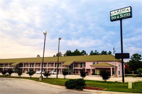 Garden Inn & Suites Metter, Georgia, US - Reservations.com