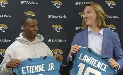 Etienne, Lawrence helping one another in transition to NFL | The Clemson Insider