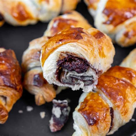 Chocolate Puff Pastries - Give Recipe