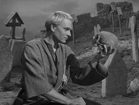 Hamlet: Examining Love and Destruction | The Artifice