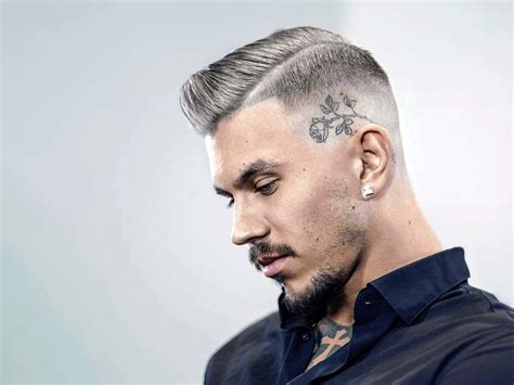 2022 Hairstyles For Men Straight Hair