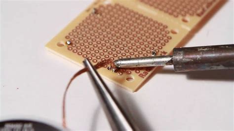 Soldering - Beginner's Tutorial - YouTube