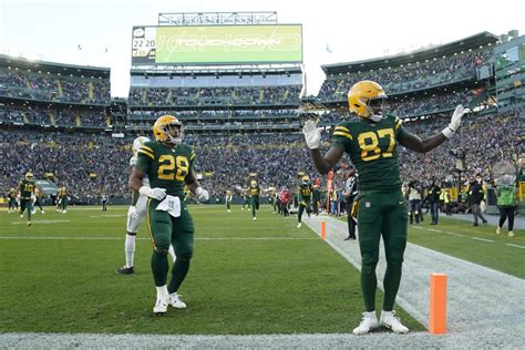 Packers vs. Chargers instant takeaways: Jordan Love leads late game-winning drive - Yahoo Sports