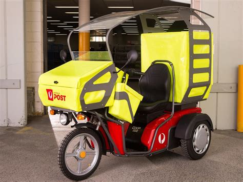 Australia Post roll out electric delivery vehicles in Ingleburn | News Local