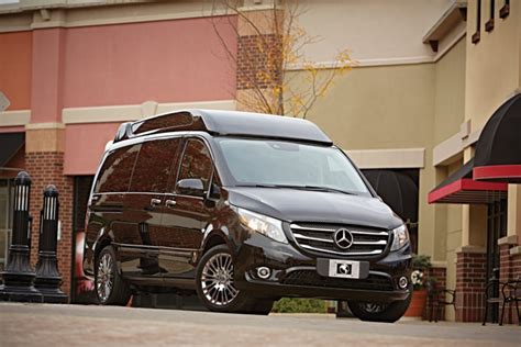 Mercedes-Benz Metris - Explorer Van