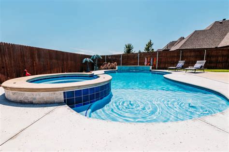 Find The Best Pools in Tulsa | Your Backyard Will Be Beautiful