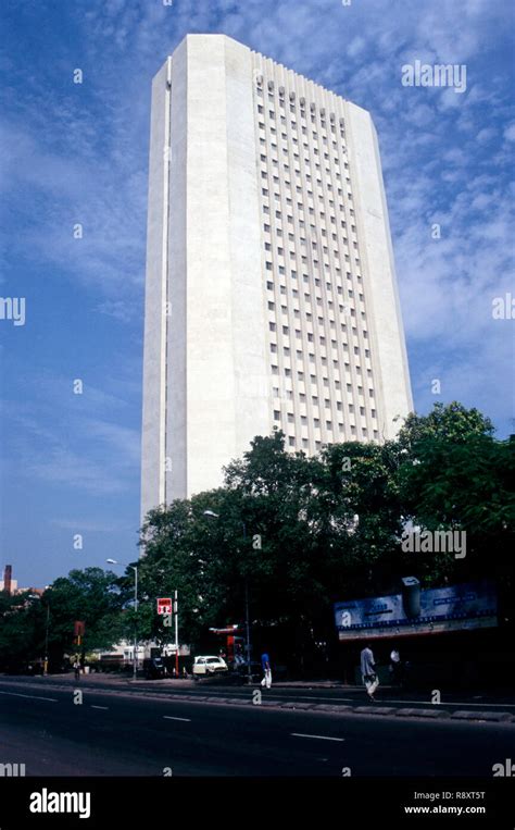 Rbi building mumbai india hi-res stock photography and images - Alamy