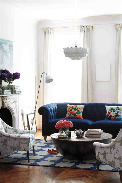 Mismatched Armchairs Is The Latest Trend For Your Living Room