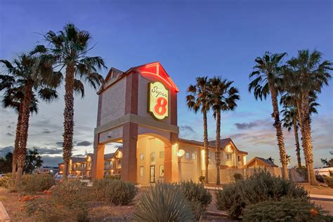 Super 8 by Wyndham Tucson/Grant Road Area AZ | Tucson, AZ Hotels