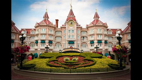 Disneyland Hotel | Disneyland Paris - YouTube