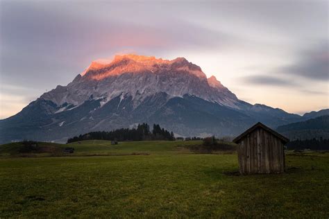 Zugspitze: Summit experience in the Alps