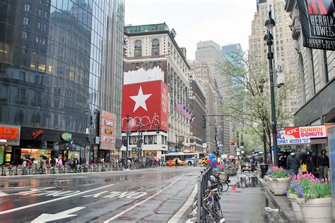 Macy's in New York - One of the Oldest Department Store Chains in the USA – Go Guides