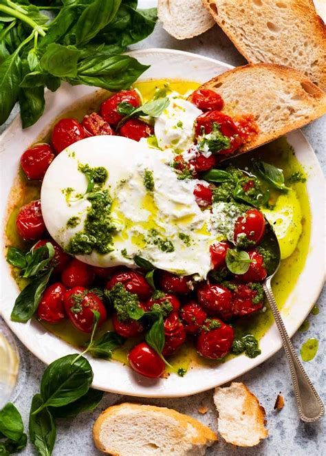 Overhead photo of Burst tomato burrata salad