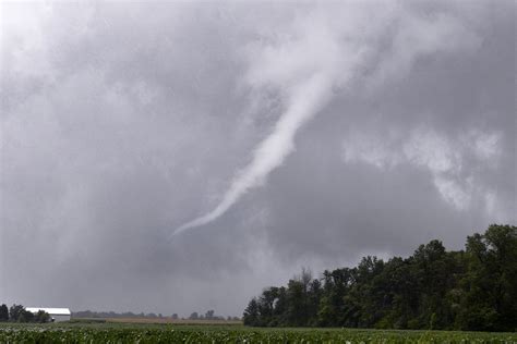 Watch: Starbucks blown over in EF3 tornado in Indiana | The Seattle Times