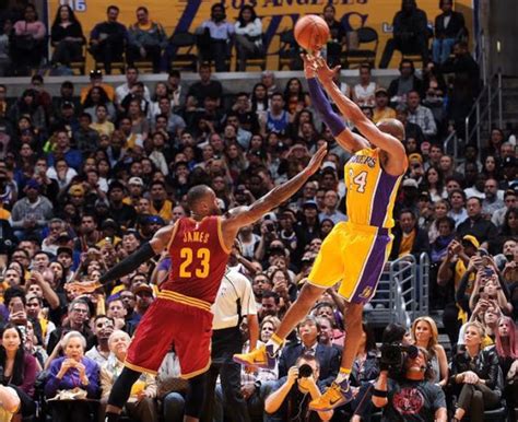 The Two Stats That Will Make Kobe Bryant Fans Furious - Fadeaway World