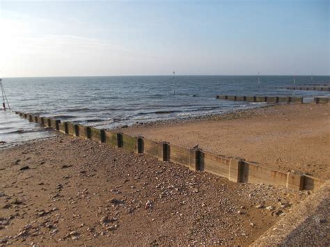 Groynes on the beach at Hunstanton © Peter S cc-by-sa/2.0 :: Geograph ...