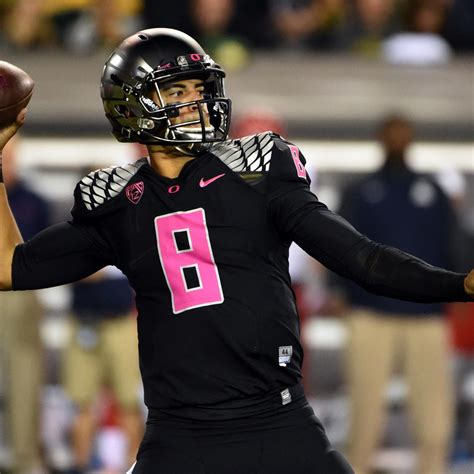 Marcus Mariota Deserves to Be Heisman Favorite After Loss vs. Arizona | News, Scores, Highlights ...