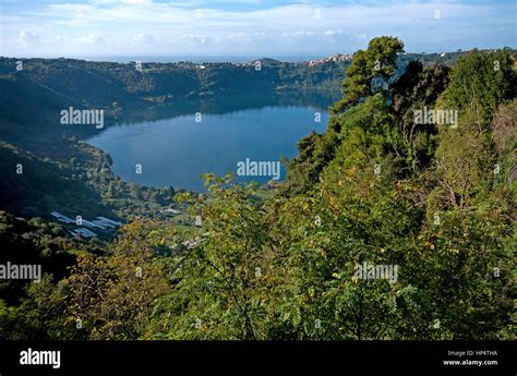 Lake Nemi, Lazio, Italy Stock Photo - Alamy