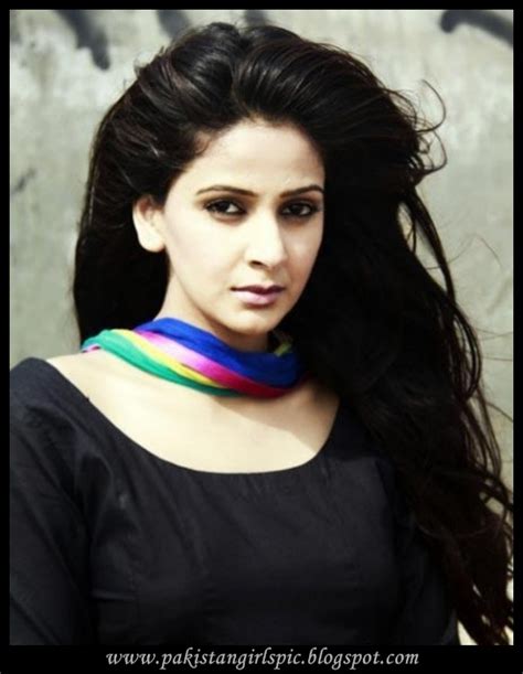 India Girls Hot Photos: saba qamar dramas actress pictures