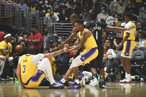 Lakers vs. Clippers Final Score: Anthony Davis gets little help in loss ...