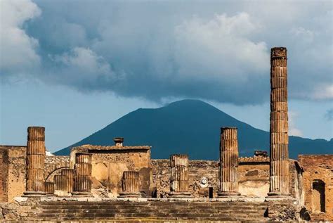 Pompeii: Archaeological Site Entry and Guided Tour | GetYourGuide