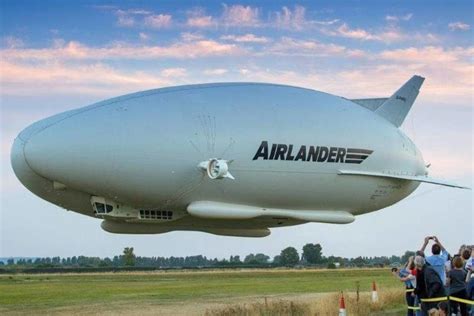 Así de lujoso es el interior del Airlander 10, la aeronave más grande ...