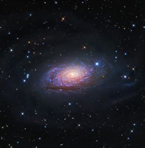 SPACE TODAY | Spiral galaxy, Galaxy images, Andromeda galaxy